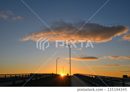 Sunrise view of Shinmaiko Sunrise view of Shinmaiko 135194345