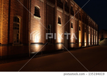 點亮紅磚倉庫 135194819