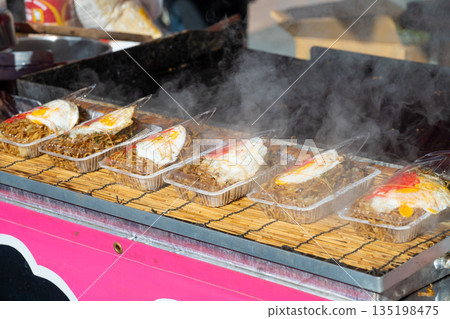 Yakisoba與攤位 Yakisoba與攤位 135198475