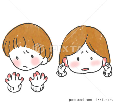 一個耳朵和手上長著凍瘡的女孩 135198479