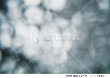 water, fill, pour 135199852