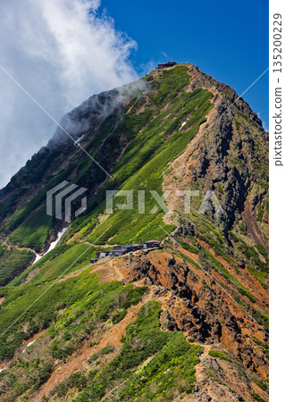 A cloud of clouds that springs from Yatsugatake mountains / Yokodake ridge line Akadake A cloud of clouds that springs from Yatsugatake mountains / Yokodake ridge line Akadake 135200229