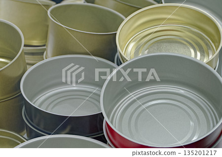 Big group of assorted empty clean preserve tin cans 135201217