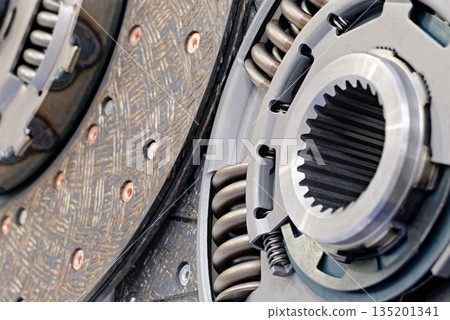 New clutch disc, car spare part 135201341