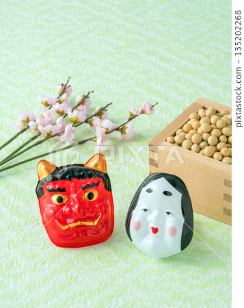 節分惡魔和阿龜面具以及幸運豆 135202268