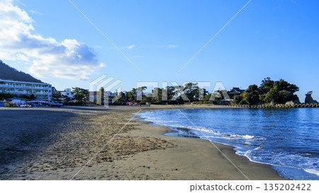Winter at Morito Beach in Hayama Town Winter at Morito Beach in Hayama Town 135202422