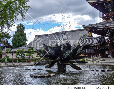 東本願寺蓮花噴泉 東本願寺蓮花噴泉 135202710