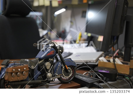 Desk and Harley 135203374
