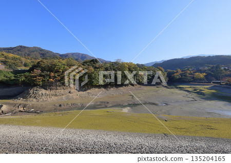 Togawa Dam in Saita-cho, Mitoyo City, drained of water in winter Togawa Dam in Saita-cho, Mitoyo City, drained of water in winter 135204165