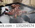 Teppanyaki sausage 135204574