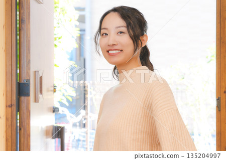 Daughter returning home Daughter returning home 135204997