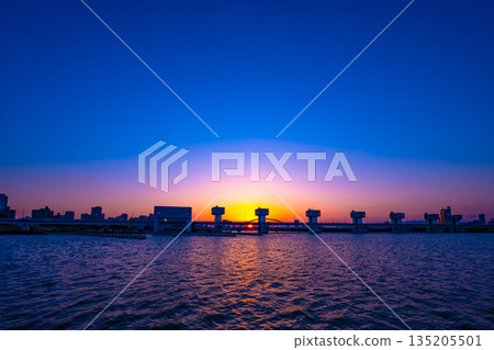 淀川大石閘的傍晚景色 135205501