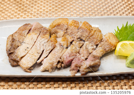 美味的烤豬肉 美味的烤豬肉 135205976