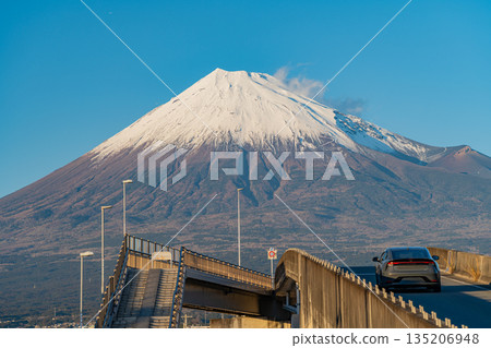 （靜岡縣）富士山夢幻橋：深受外國遊客歡迎的新興拍照景點 135206948