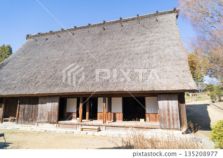 A bomb-hit house in Shirakawa (Hattori Ryokuchi Japanese Folk House Museum) 135208977