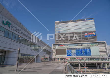Takasaki Station East Exit and Yamada Denki Head Office (inside the LABI1 LIFE SELECT Takasaki store) [Sakaemachi, Takasaki City, Gunma Prefecture] 135211445