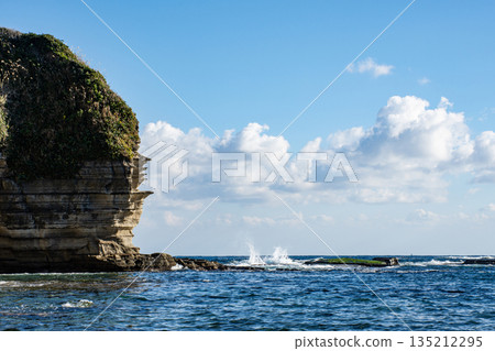 烏巴拉烏托邦的懸崖、大海和天空 135212295