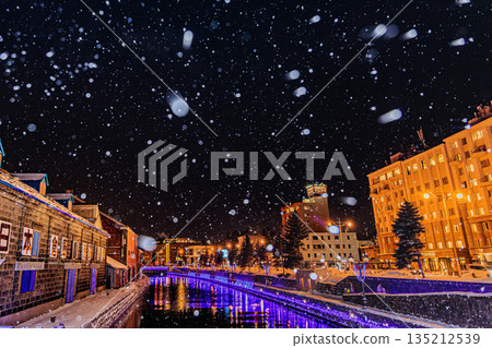 Otaru Canal and Historic Stone Warehouses on a Snowy Night Otaru Canal and Historic Stone Warehouses on a Snowy Night 135212539