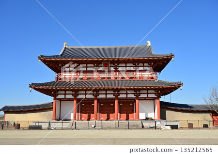 平城宮遺址國立公園的朱雀門（奈良縣奈良市） 135212565