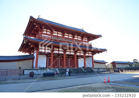The restored Suzaku Gate (Heijo Palace Ruins National Government Park) The restored Suzaku Gate (Heijo Palace Ruins National Government Park) 135212910