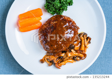 Hamburger steak with mushroom sauce Hamburger steak with mushroom sauce 135213244