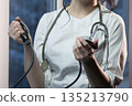 Woman doctor 135213790