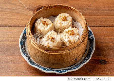 Steamed Shumai - A classic Chinese dim sum dish 135214078