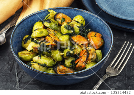Mussels with Brussels Sprouts and Herbs 135214482