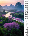 桂林阳朔山水与盛开的繁花 135218514