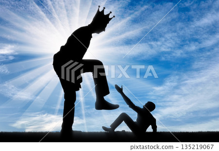 Big man with the crown on his head intends to destroy the little man. Concept of behavior as a selfish tyrant 135219067
