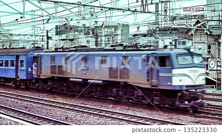 Electric locomotive in Uguisudani 135223330