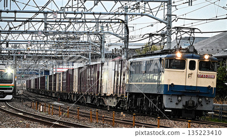 大船貨運列車 135223410