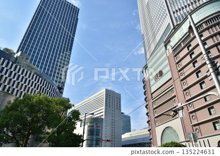 大阪梅田的城市景觀 大阪梅田的城市景觀 135224631