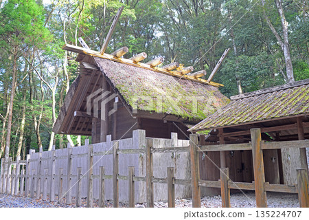 伊勢神宮內宮荒祭神社-2 135224707