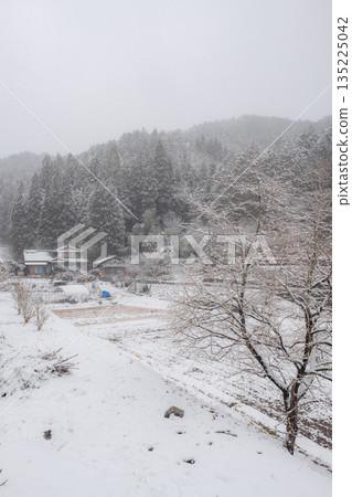 Winter countryside landscape Winter countryside landscape 135225042