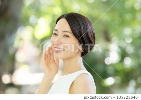 Women, Fresh green, Green, Skin care Women, Fresh green, Green, Skin care 135225640