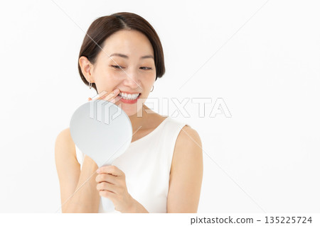 女性牙周護理 135225724