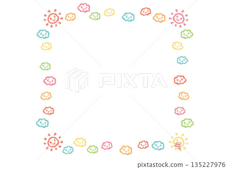 陽光和雲朵構成了一幅美麗的畫卷。 135227976