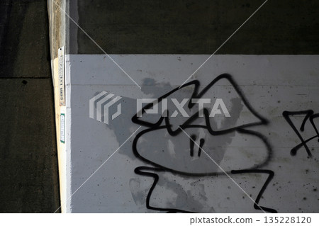 塗鴉的路邊 135228120