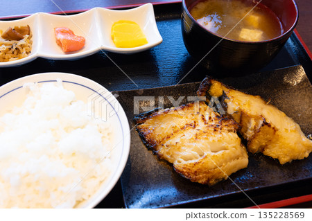 Delicious grilled silver cod in Kyoto style set meal 135228569