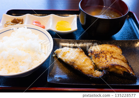 Delicious grilled silver cod in Kyoto style set meal 135228577