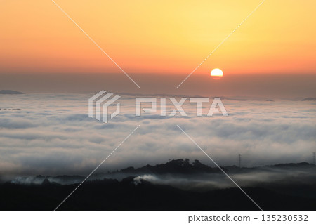 晨曦、日出和雲海 4351 135230532