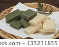 艾草米糕和白米糕 135231855