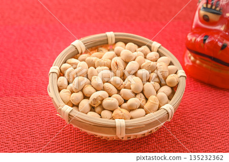 Bean Throwing - Setsubun Bean Throwing - Setsubun 135232362