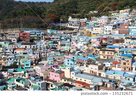 Busan's Gamcheon Culture Village, known as Korea's Machu Picchu 1 Busan's Gamcheon Culture Village, known as Korea's Machu Picchu 1 135232671