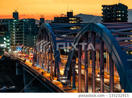 丸子橋：東京 135232915