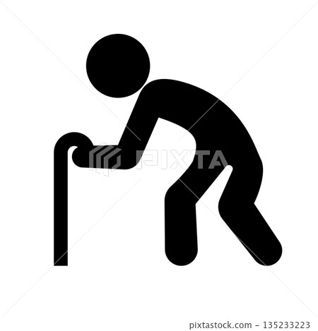 一位拄著拐杖的老人的剪影 135233223