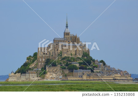 聖米歇爾山全景,世界遺產 聖米歇爾山全景,世界遺產 135233808