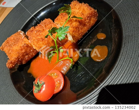 廣受歡迎的蟹肉奶油炸丸子 廣受歡迎的蟹肉奶油炸丸子 135234002