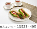 Sandwich 135234495